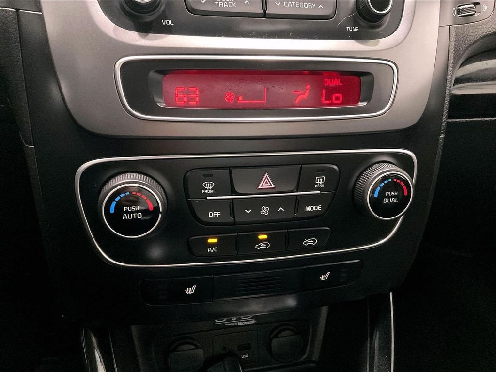Used 2014 Ebony Black Kia EX image 25