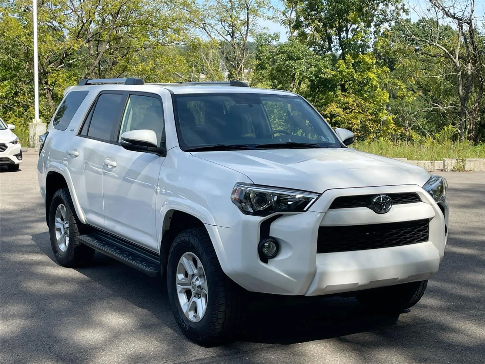 Used 2019 Super White Toyota SR5 Premium image 7