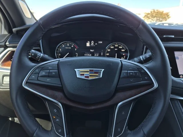 Used 2024 Crystal White Tricoat Cadillac Premium Luxury image 23