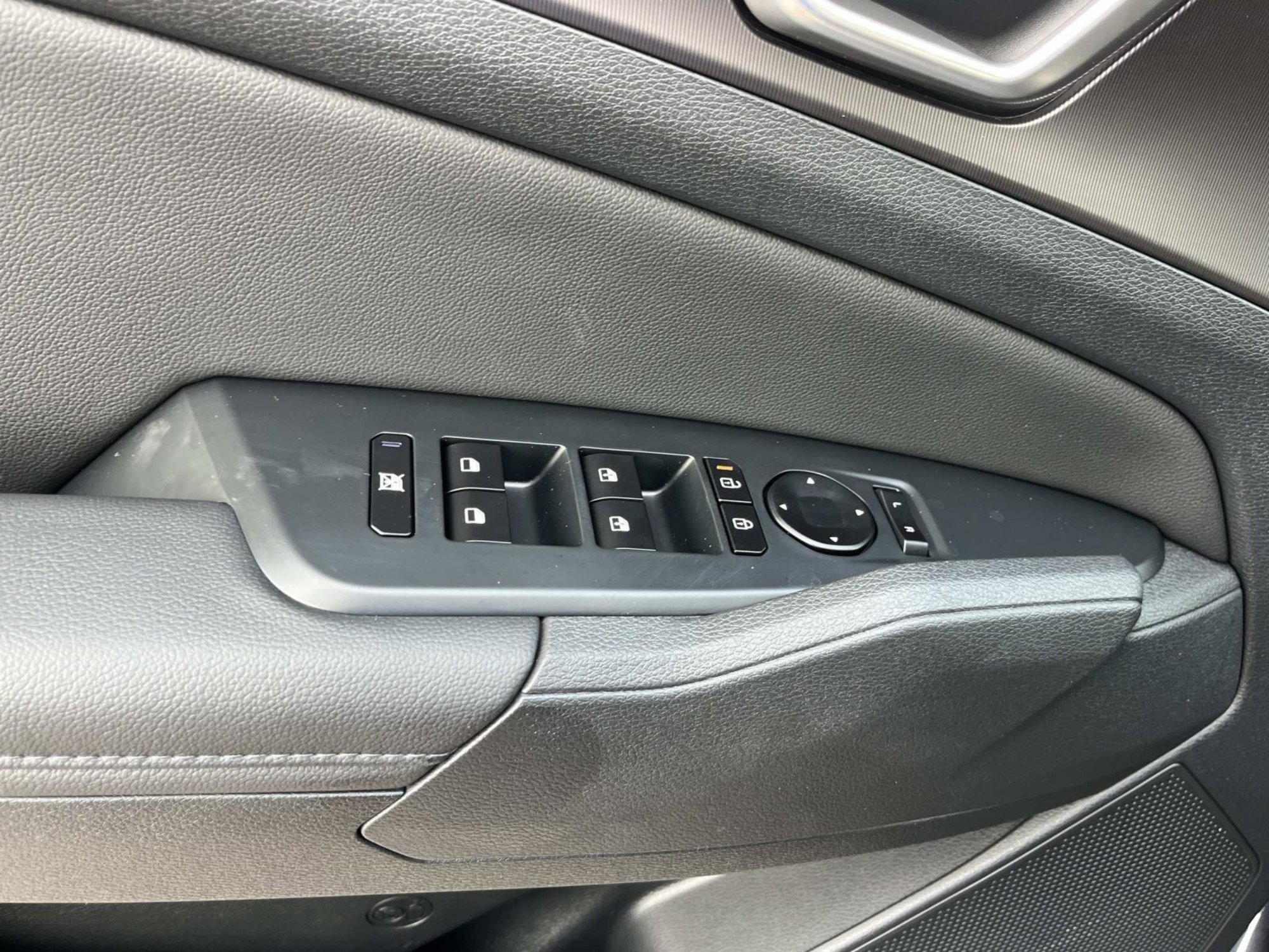 New 2026 Panthera Metal Kia EX image 21