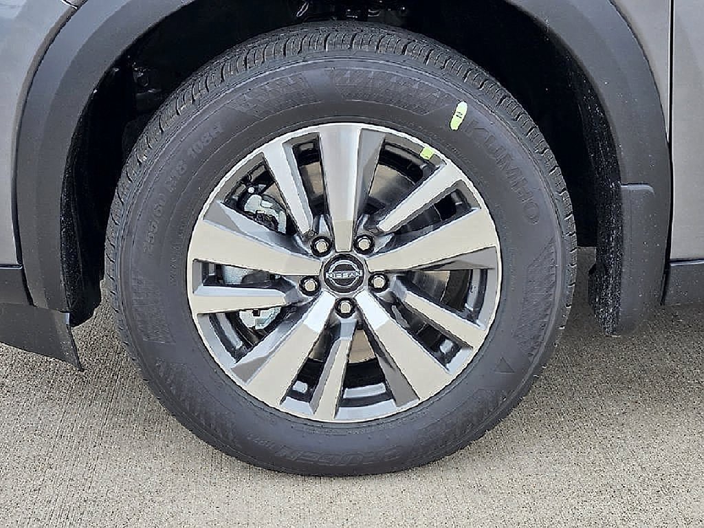 New 2026 Gray Nissan SL image 15