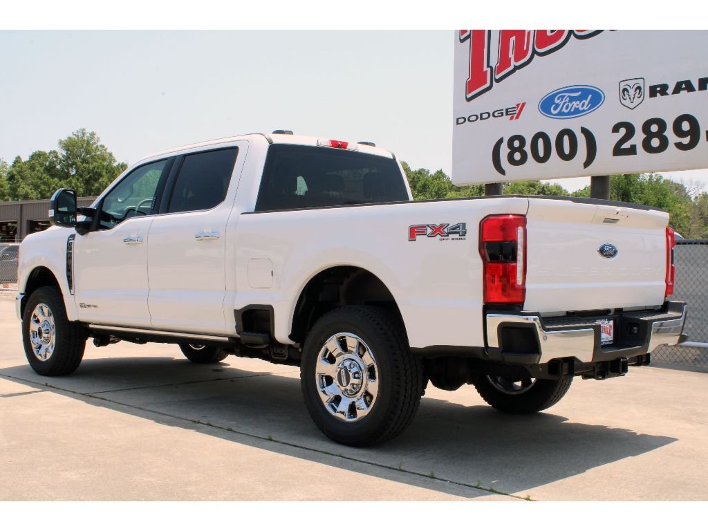 New 2026 Star White Metallic Tri-Coat Ford LARIAT image 25