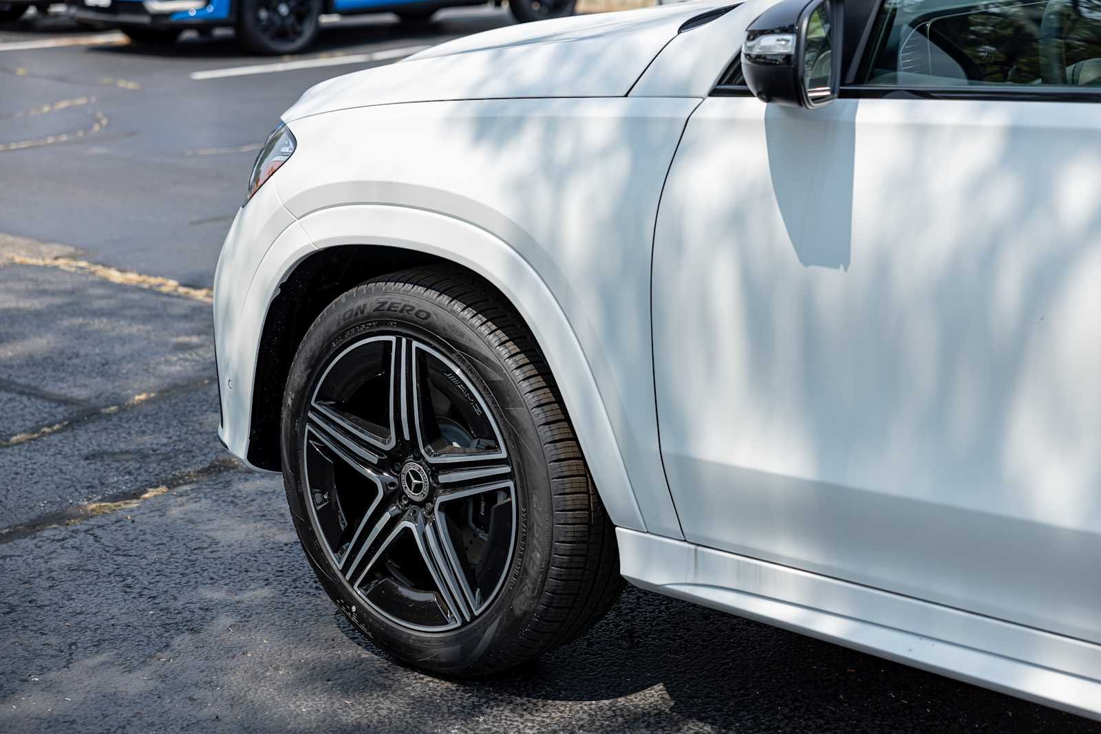 New 2026 MANUFAKTUR Moonlight White Magno Mercedes-Benz GLE 350 image 38