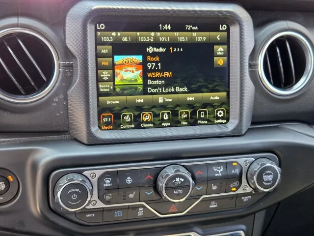 Used 2022 White Jeep Unlimited Sahara 4xe image 18