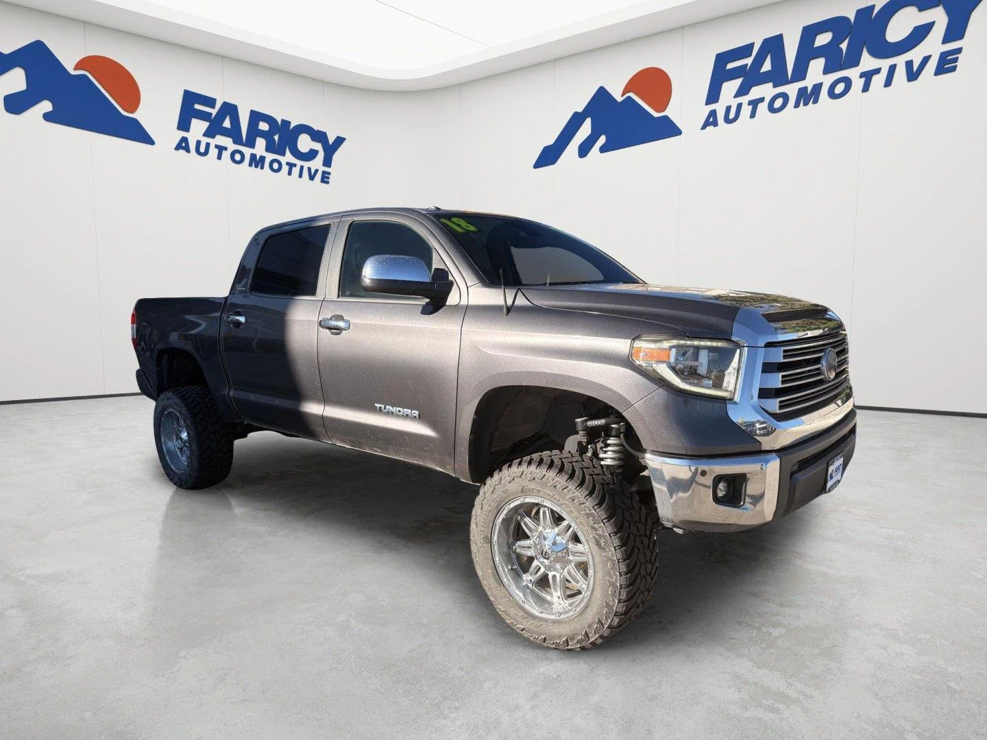 Used 2018 Magnetic Gray Metallic Toyota Limited image 7