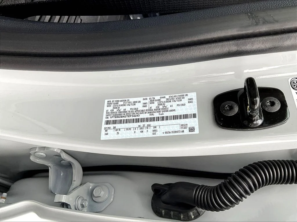 New 2026 Avalanche Ford F-250® XLT image 8
