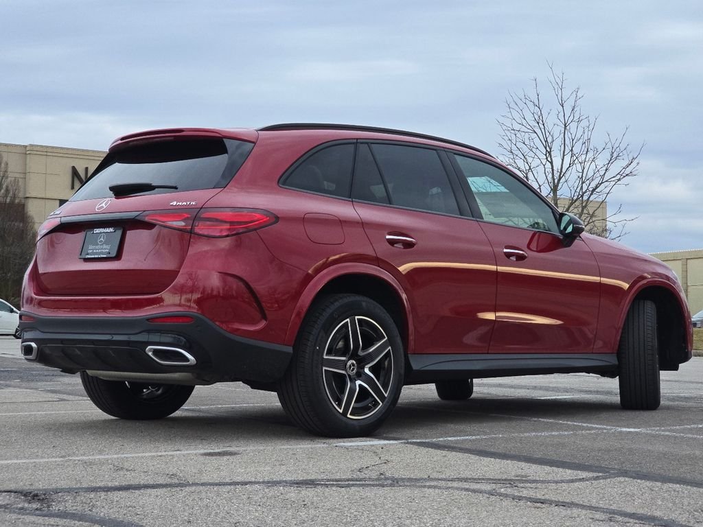 New 2026 MANUFAKTUR Patagonia Red Metallic Mercedes-Benz GLC 300 image 17