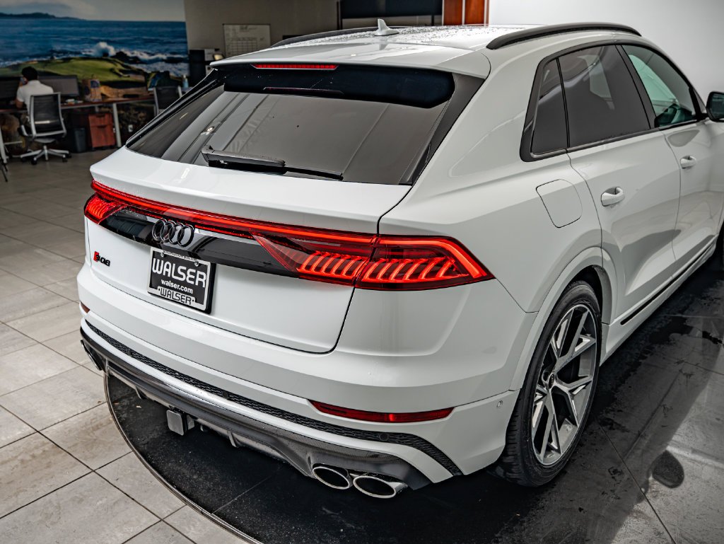 Used 2023 Glacier White Audi 4.0T Prestige image 17