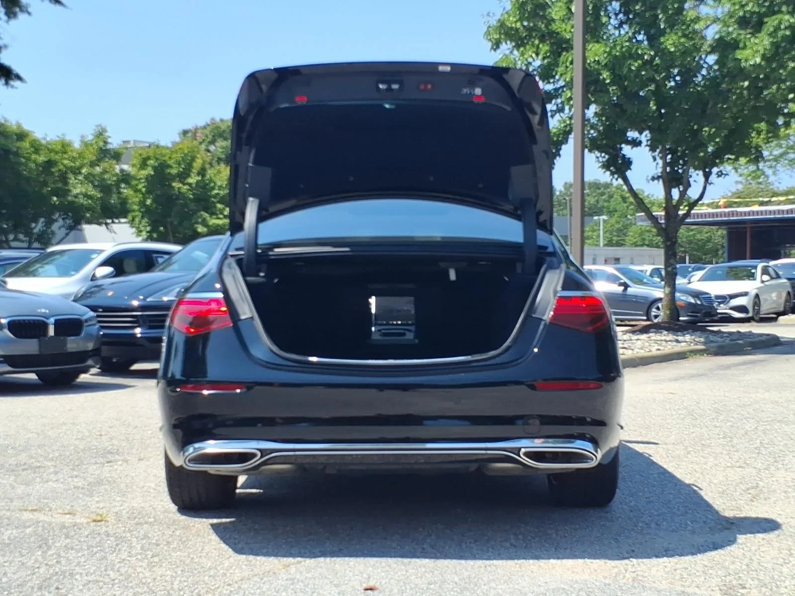 Certified Used 2024 Black Mercedes-Benz S 580 image 31