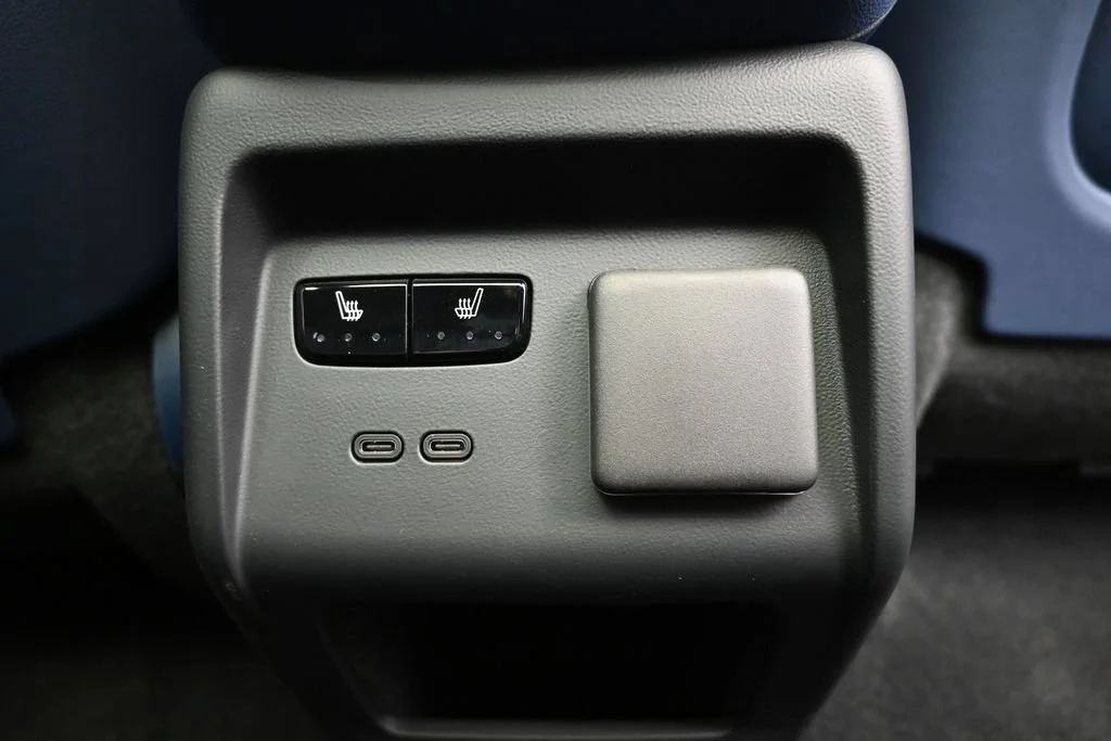 2027 Cadillac OPTIQ Premium Sport - Photo 35