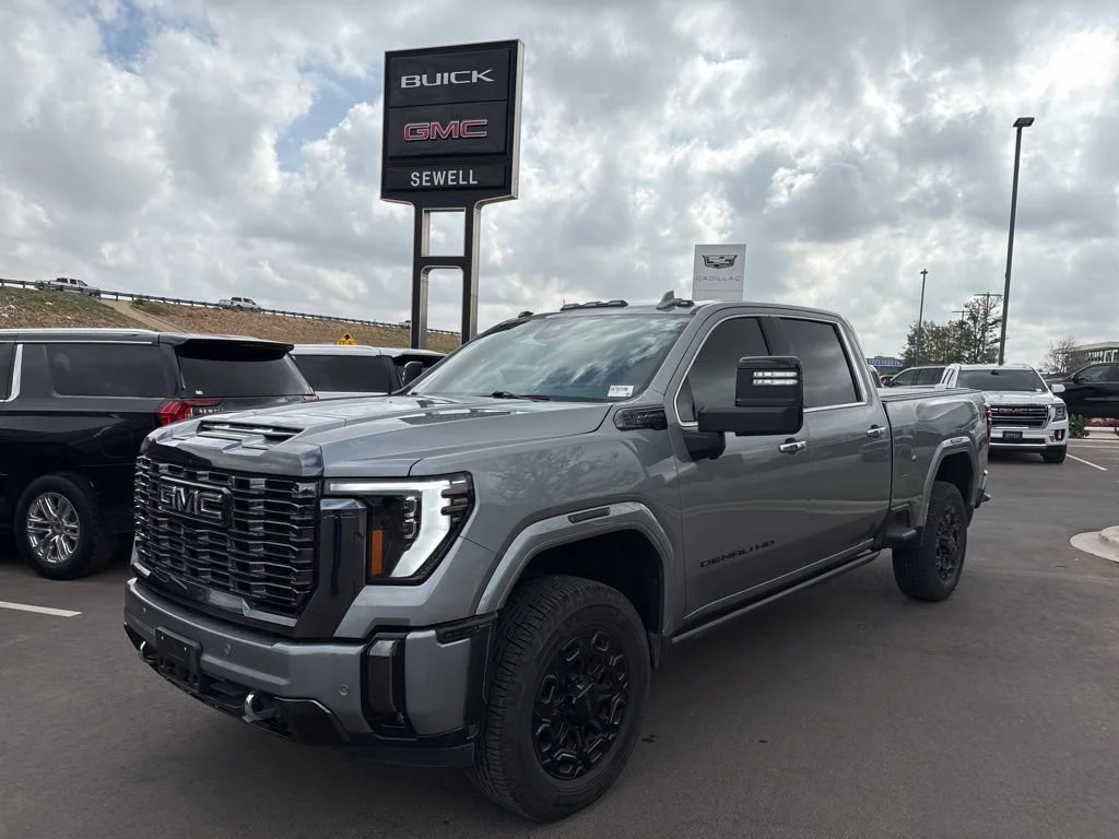 2024 GMC Sierra 4WD Crew Cab Long Box Denali Ultimate's photo