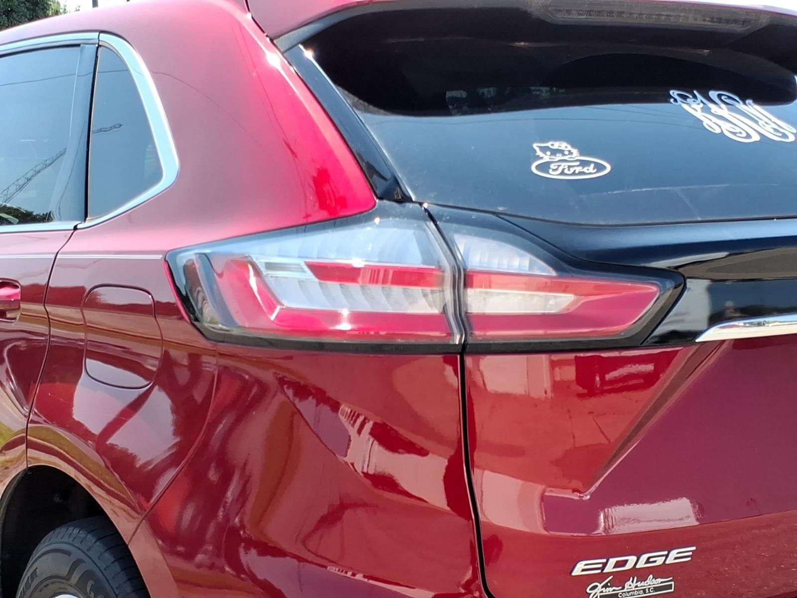 Used 2019 Ruby Red Metallic Tinted Clearcoat Ford SEL image 10