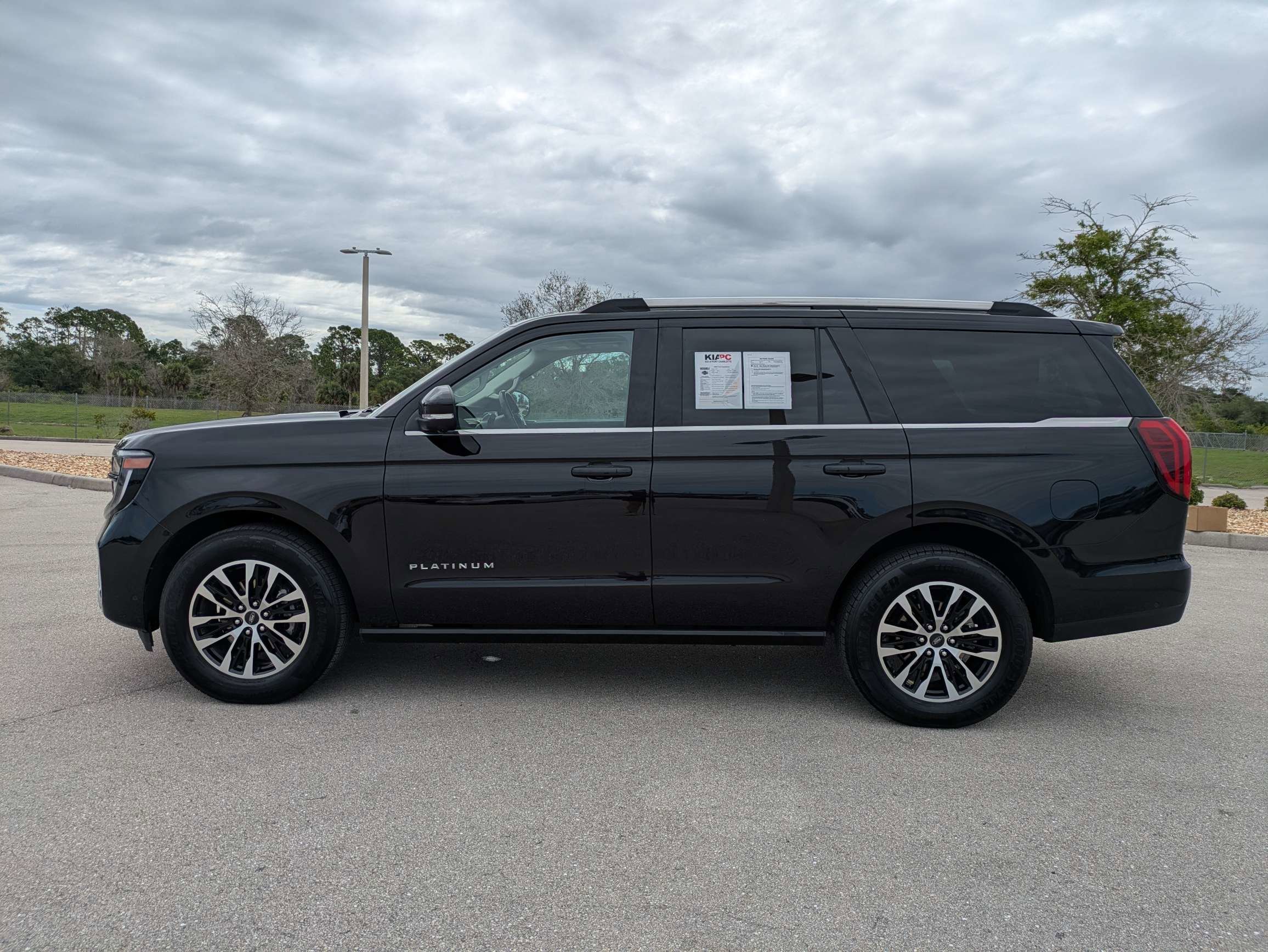Used 2025 Agate Black Metallic Ford Platinum image 8