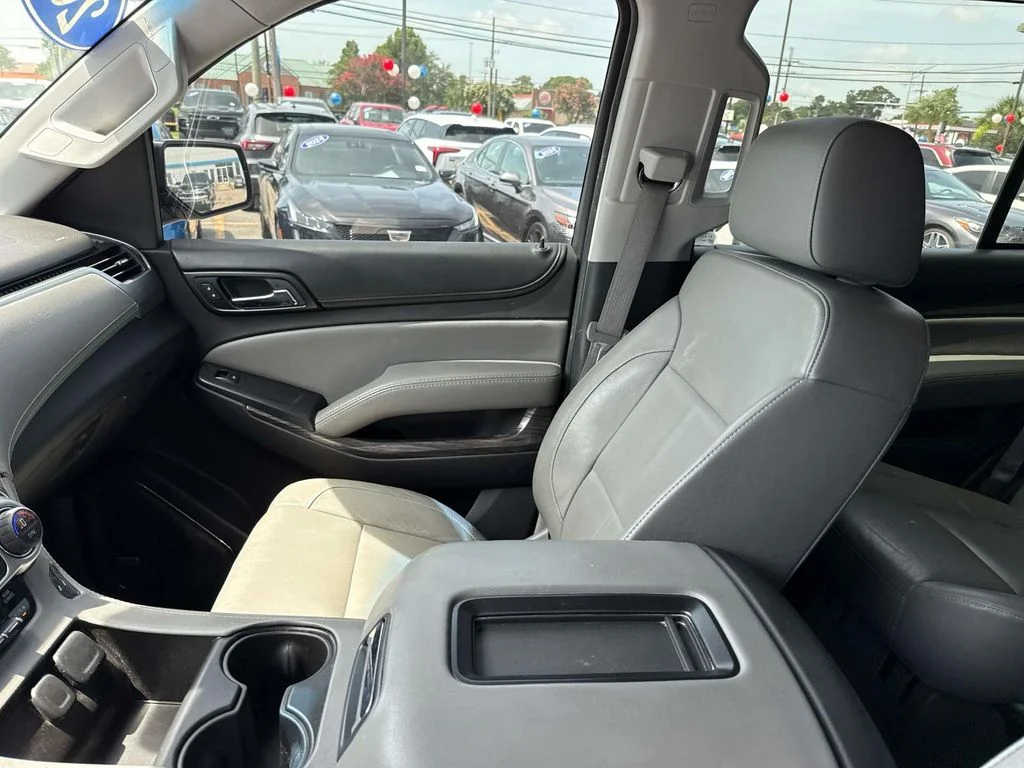 Used 2016 Black Chevrolet LT image 16