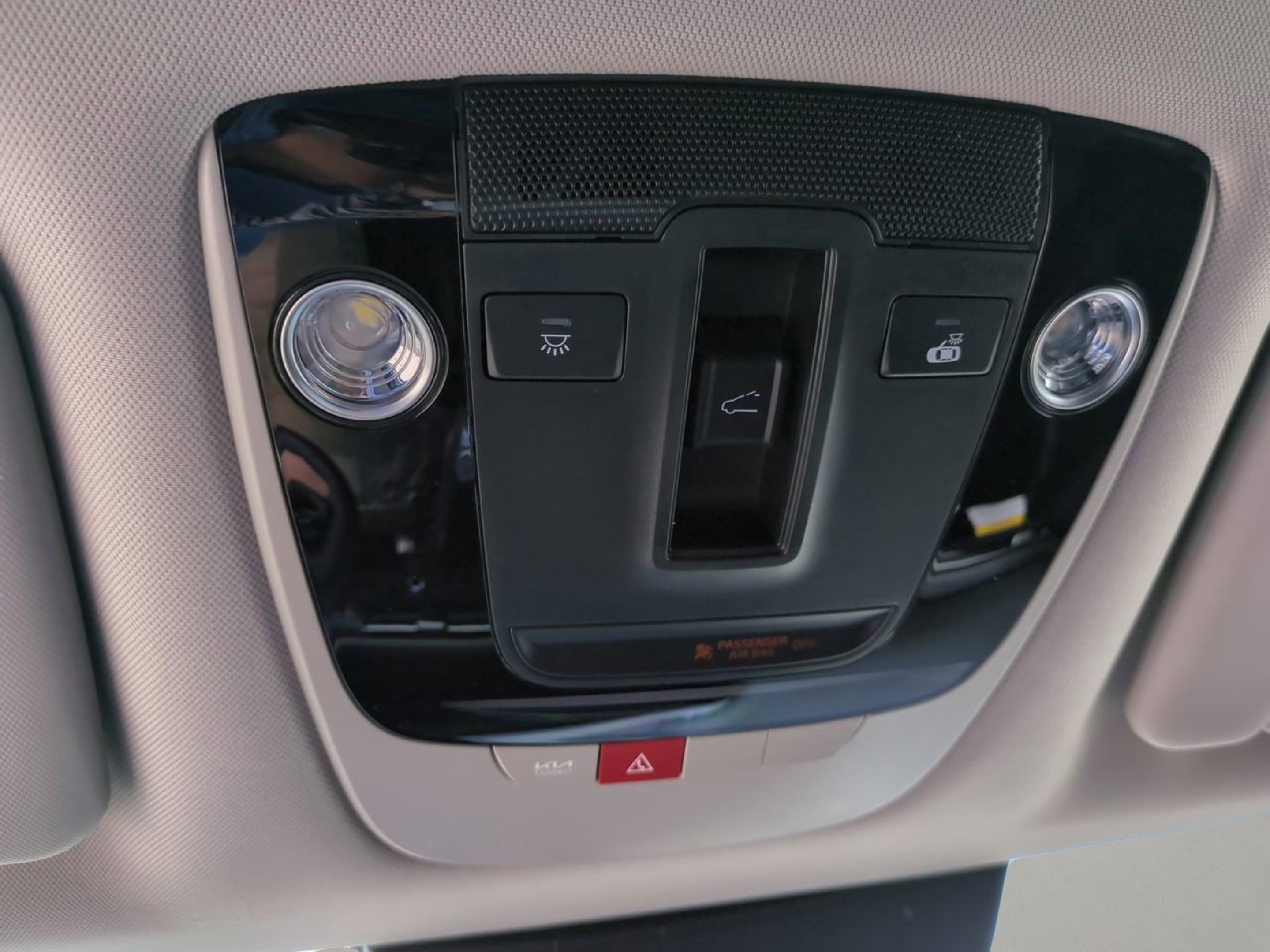New 2026 Glacial White Pearl Kia EX image 19