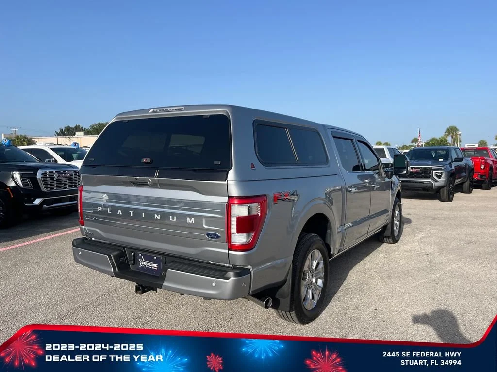Used 2022  Ford XL image 5
