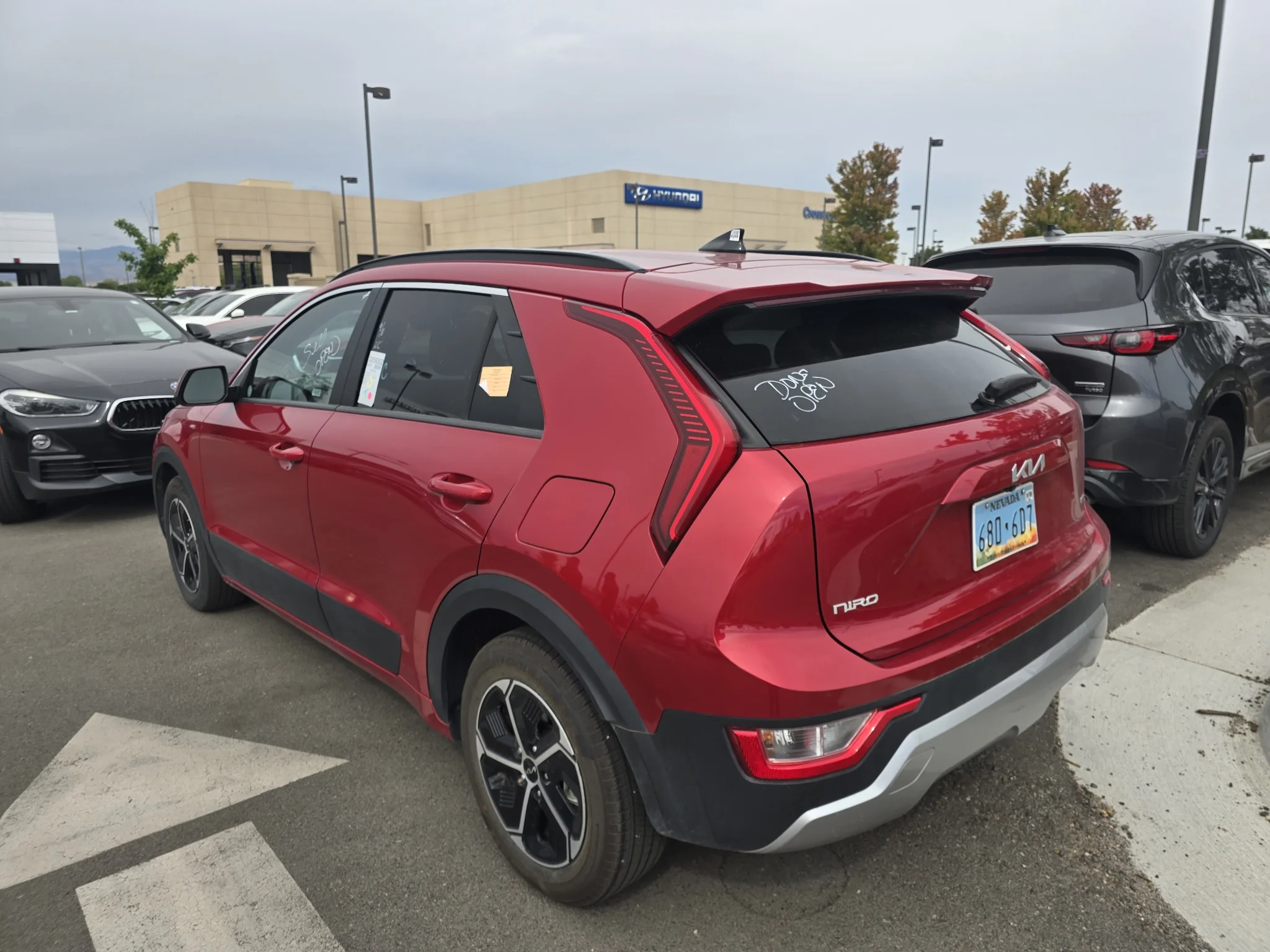 Used 2025 Runway Red Kia LX image 3