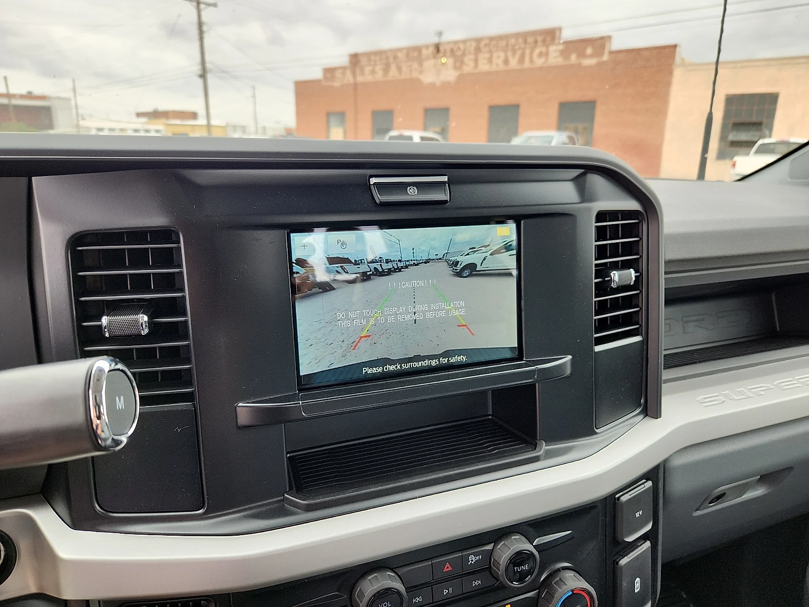 New 2026 Oxford White Ford F-450® XL image 23