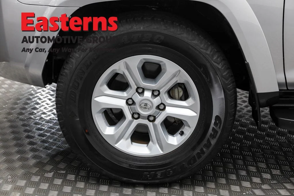 Used 2024 Silver Toyota SR5 image 31