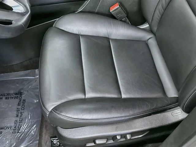 Used 2023 Silver Cadillac Premium Luxury image 20