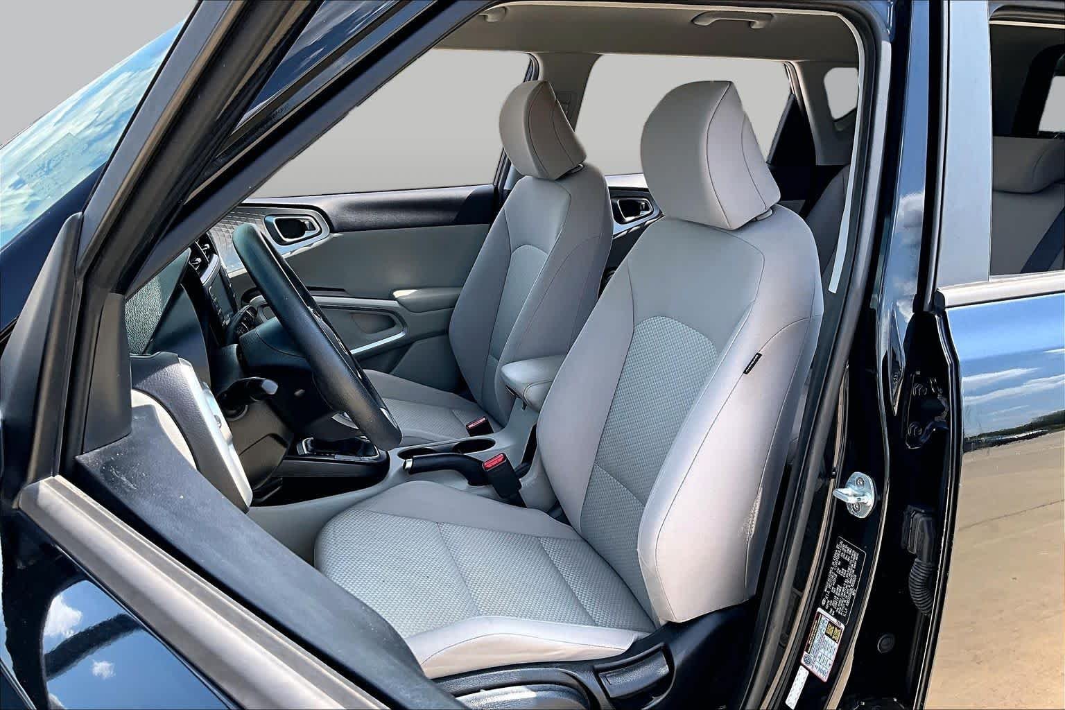 Used 2020 Cherry Black Kia LX image 8