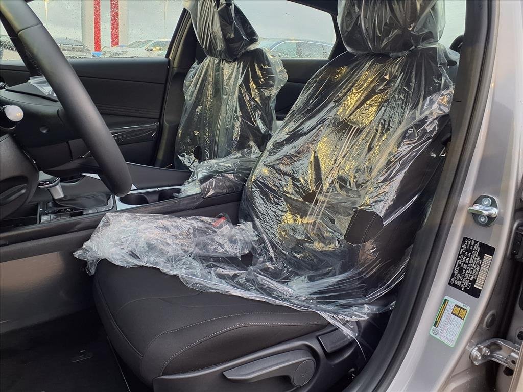 2026 Hyundai Elantra SEL Sport photo 4