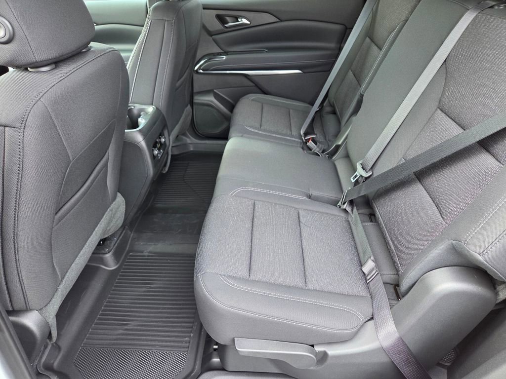 2026 Chevrolet Traverse LT - Photo 8