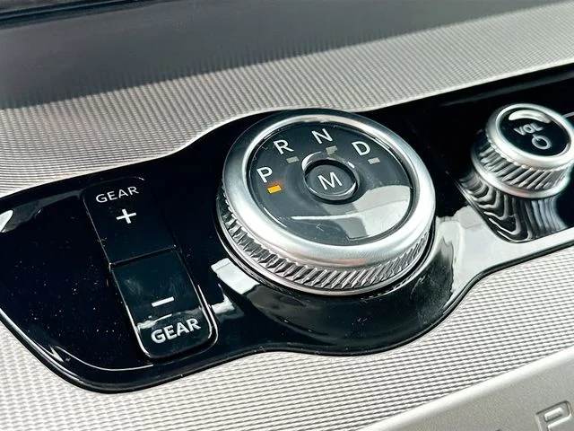 New 2026 Oxford White Ford Active image 12