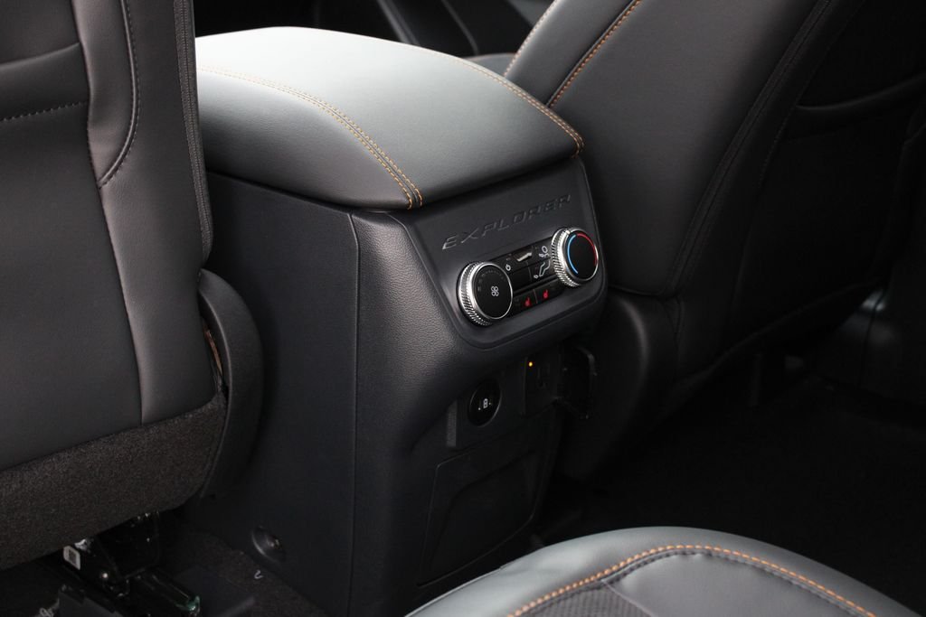 2026 Ford Explorer Tremor - Photo 25