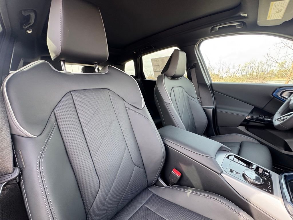 New 2026 Brooklyn Grey Metallic BMW 30 xDrive image 28