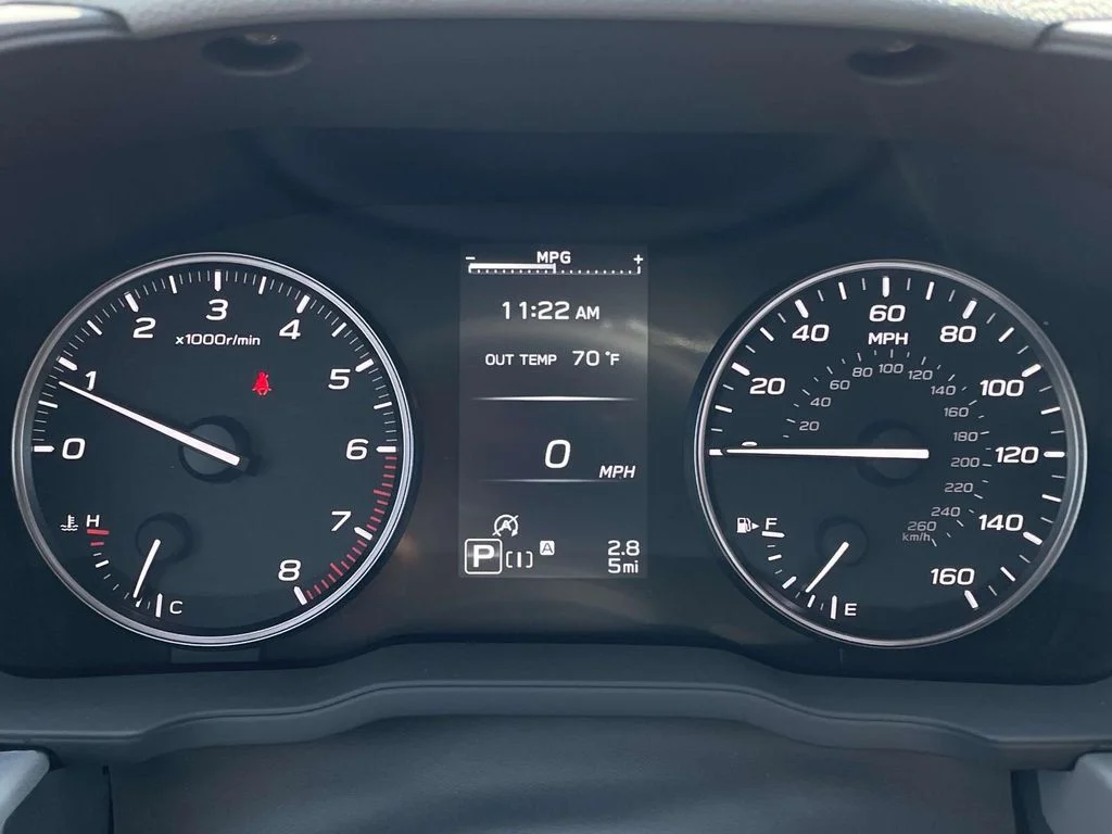 Used 2025 Sapphire Blue Pearl Subaru Limited image 15