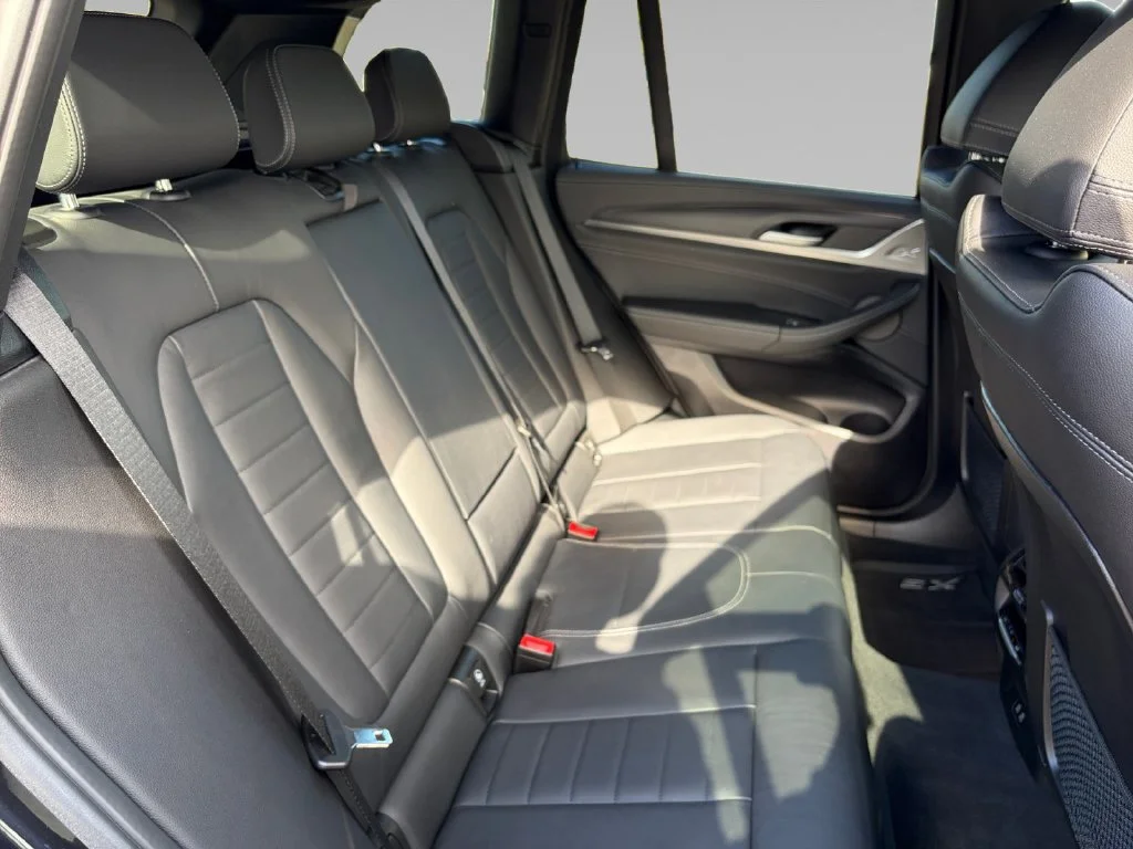 Used 2023 Black BMW M40i image 16