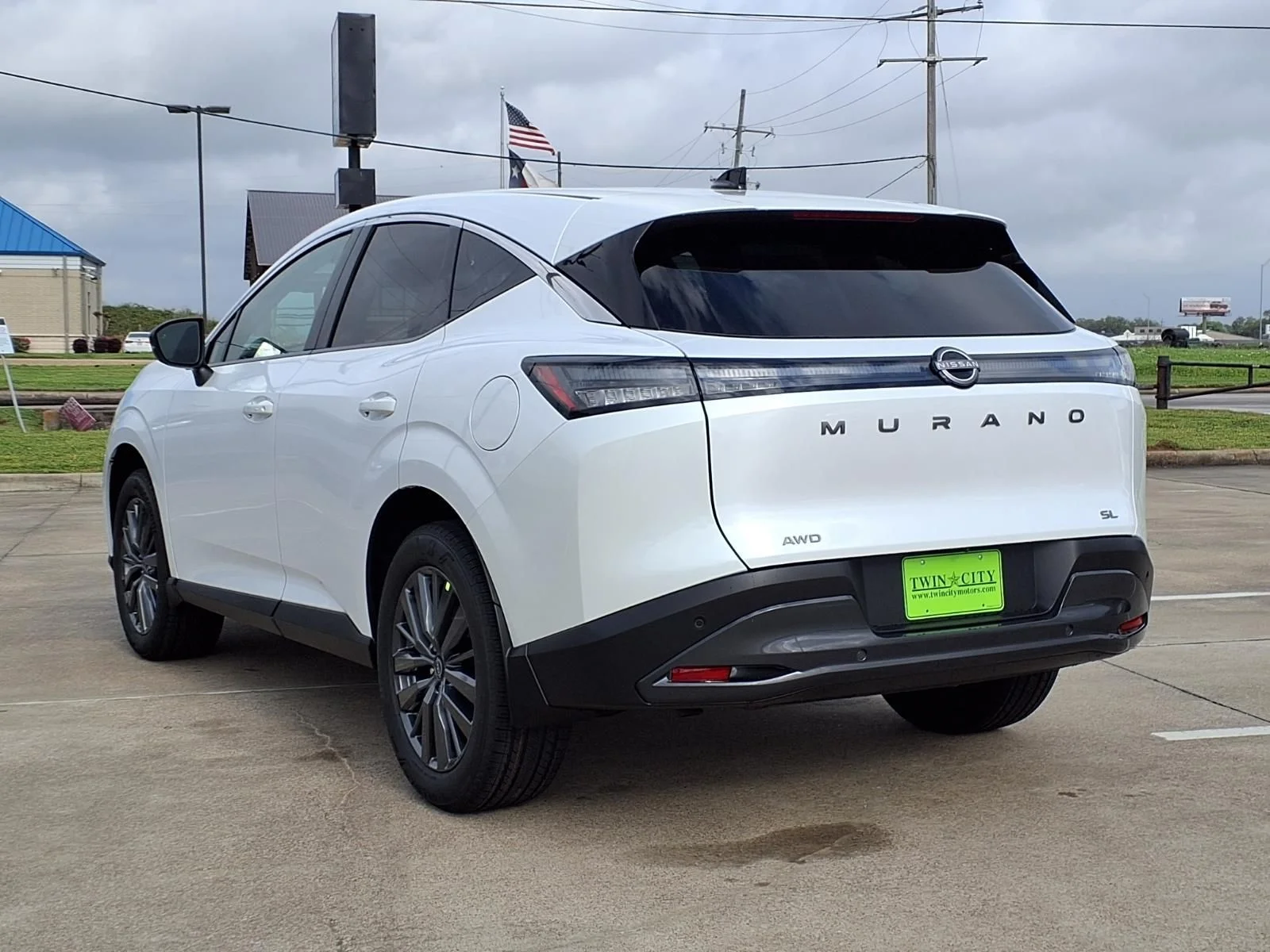 New 2026 White Nissan SL image 2