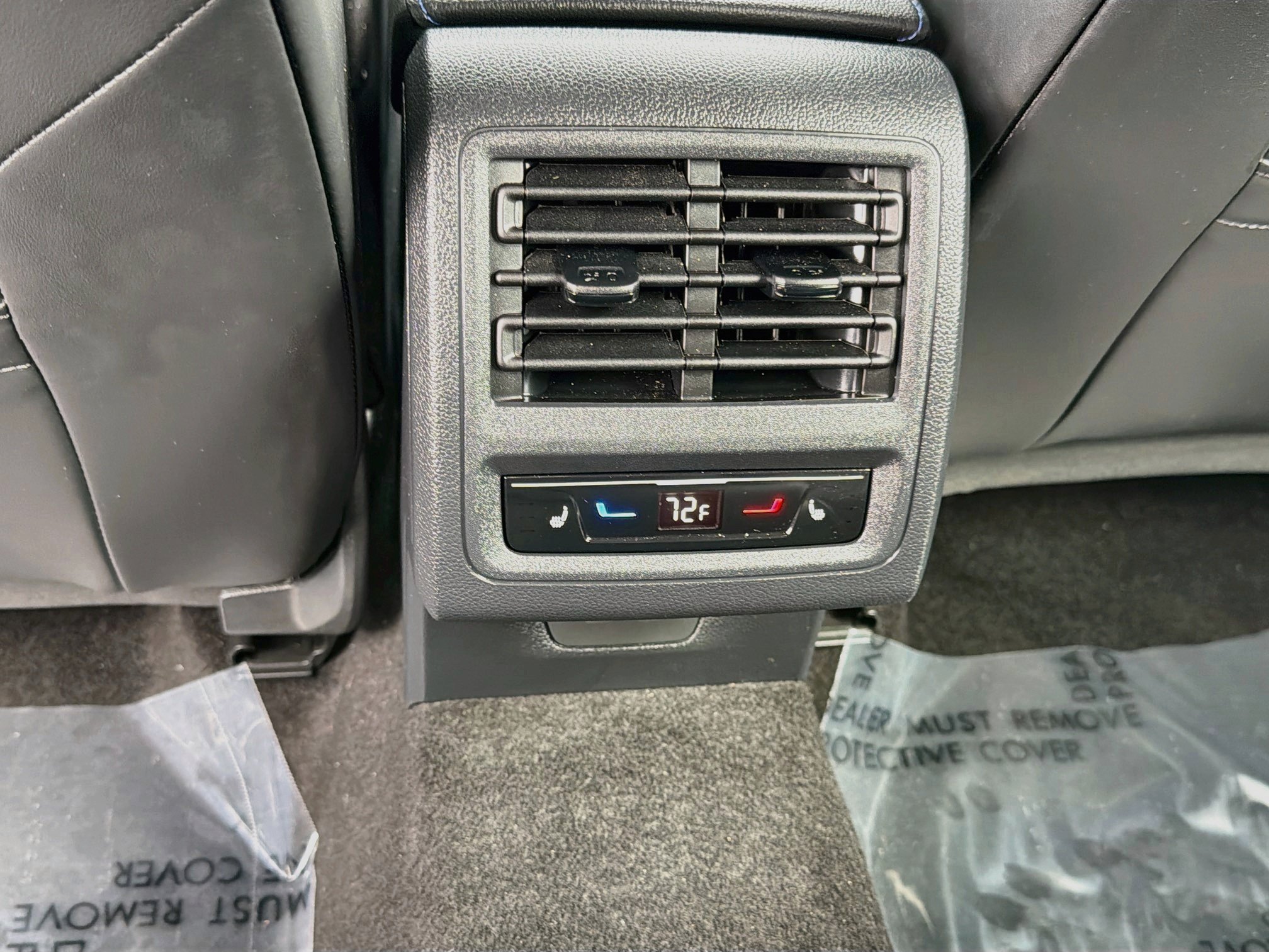 Used 2024 Blue Volkswagen 2.0T image 19