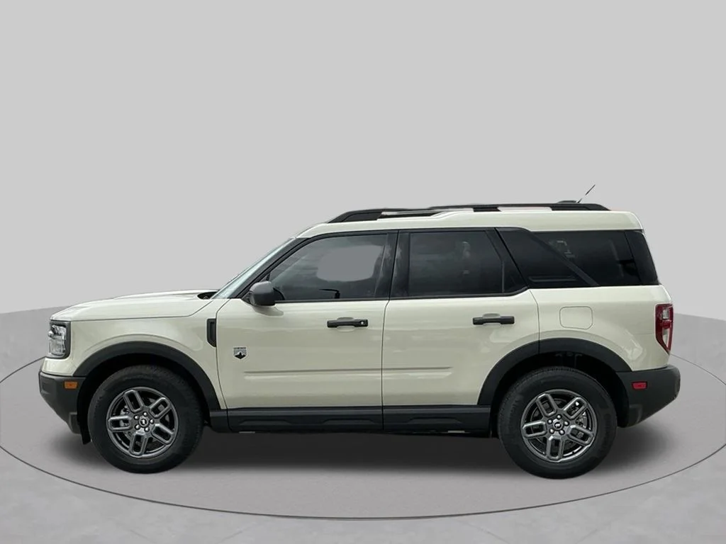 Used 2025 Beige Ford Big Bend image 7