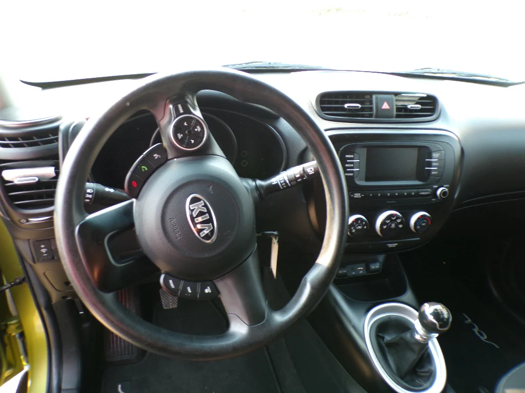 Used 2017 Alien II Kia Base image 13