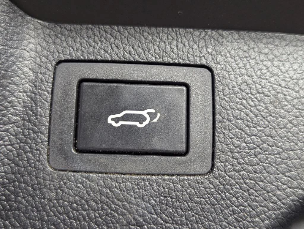 Used 2016 Gray Hyundai 2.0T image 20