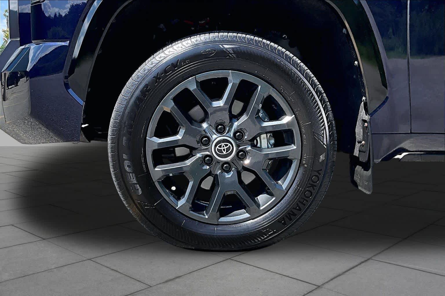 Used 2024 Blueprint Toyota Platinum Hybrid image 11