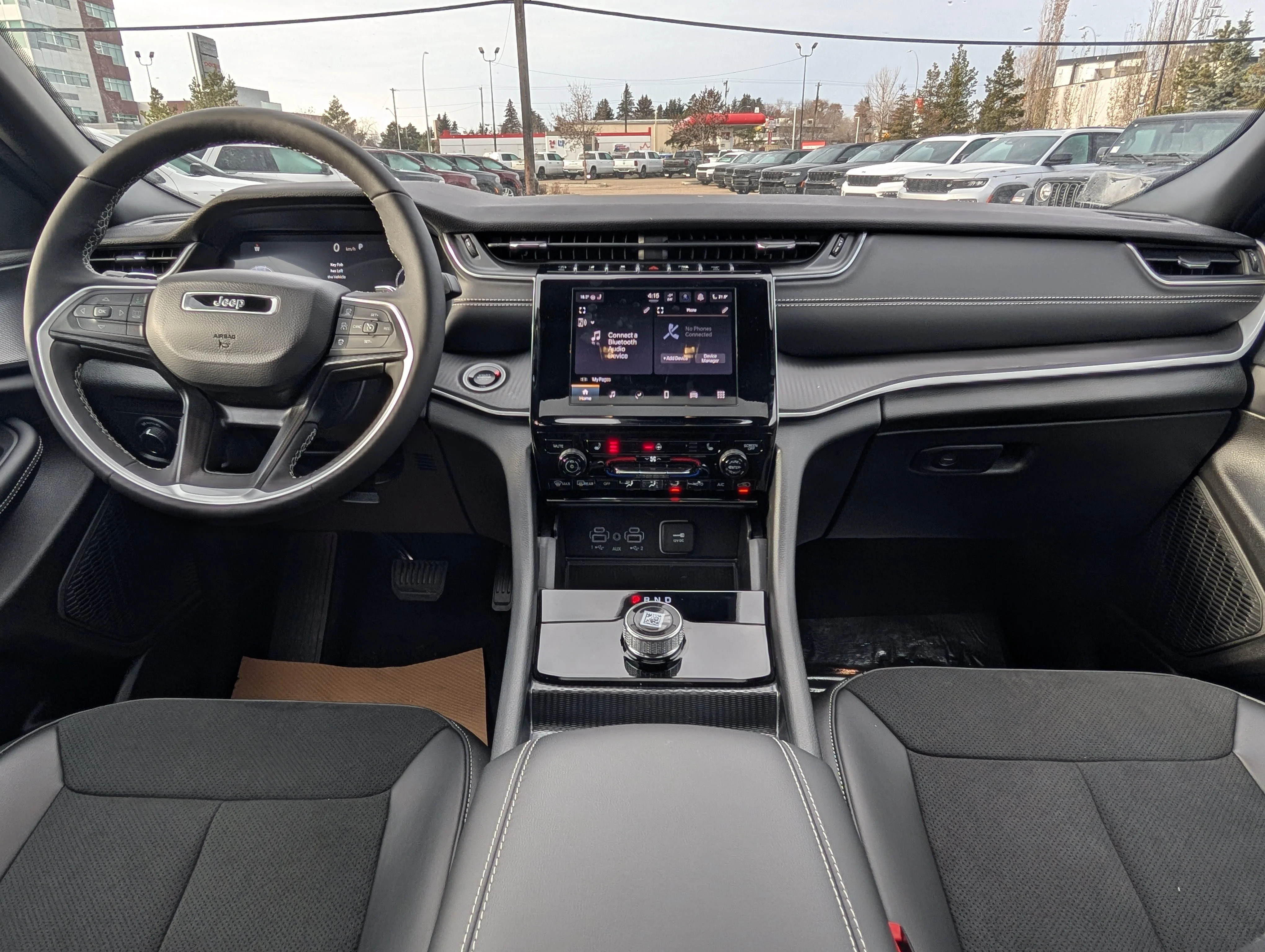 New 2025 Silver Zynith Jeep Altitude image 21
