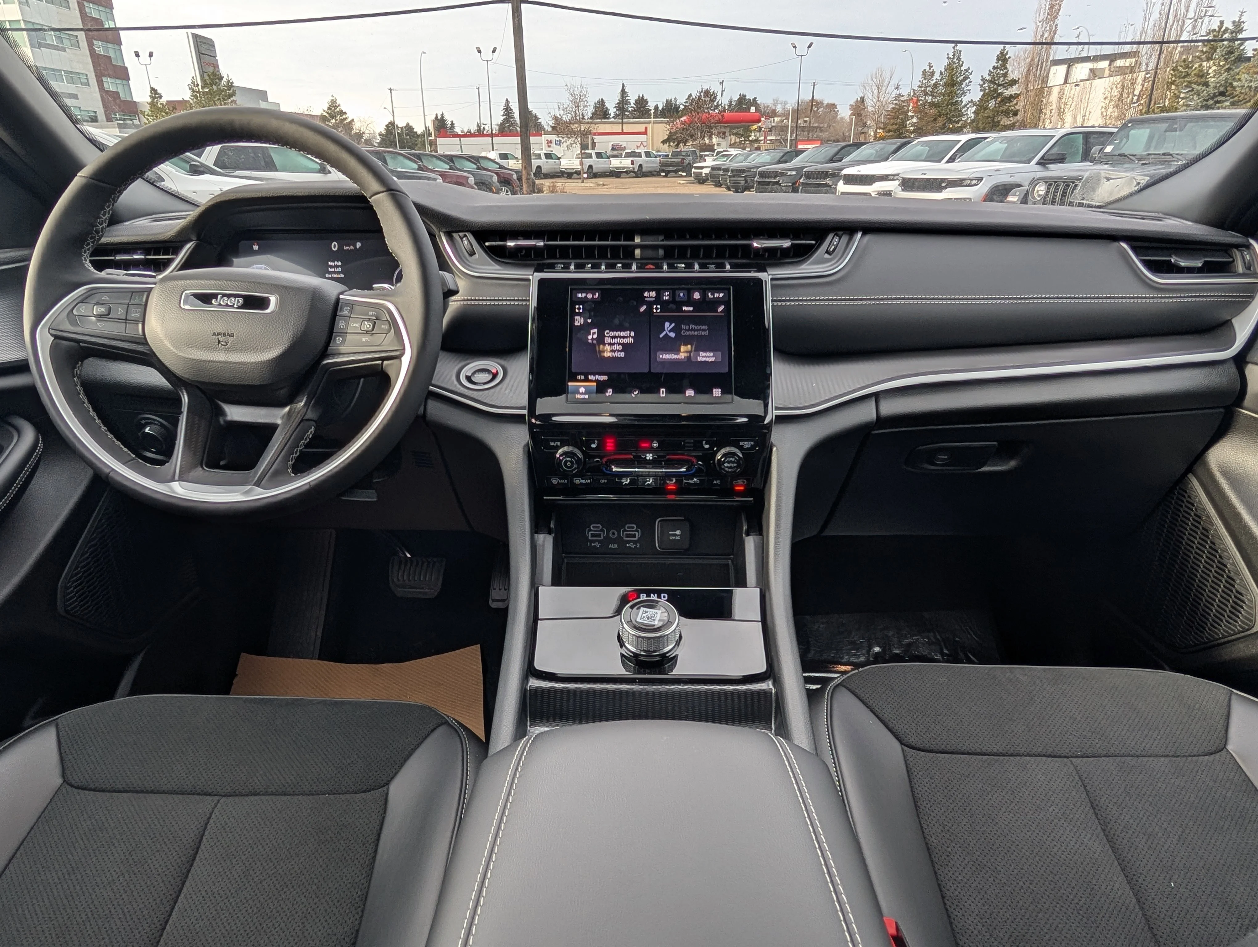 New 2025 Silver Zynith Jeep Altitude image 21