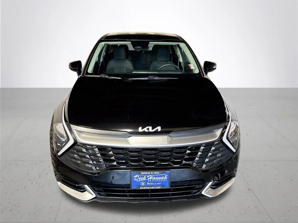 Used 2023 Black Kia LX image 3