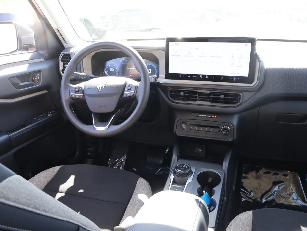 Used 2025 Oxford White Ford Big Bend image 12