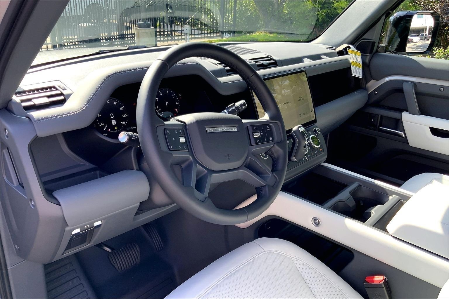 New 2026 Borasco Grey LAND ROVER X-Dynamic SE image 8
