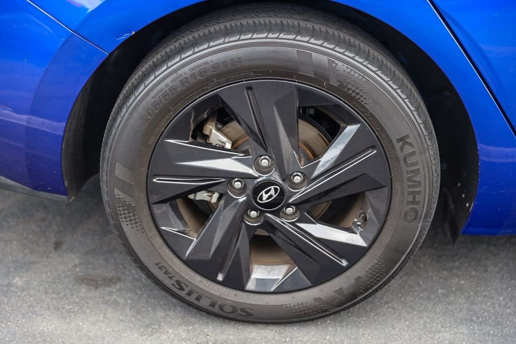 2023 Hyundai Elantra Blue - Photo 7