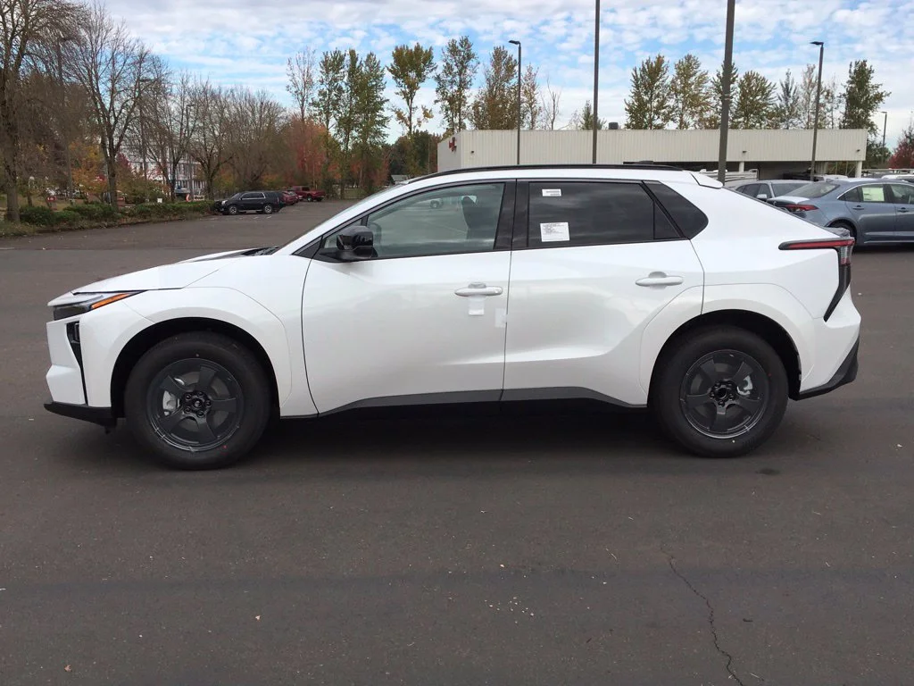 2027 Toyota bZ XLE