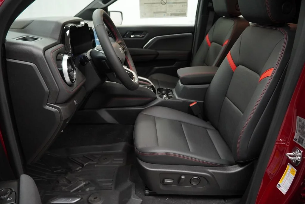 2026 Chevrolet Colorado Z71 - Photo 7
