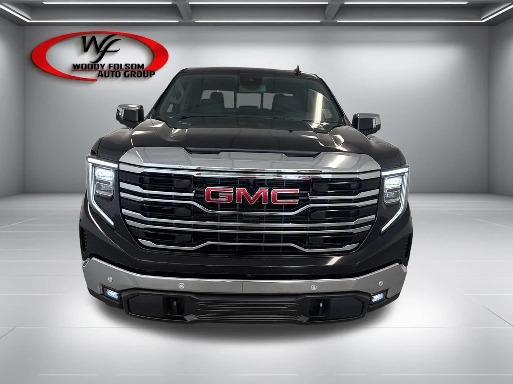 New 2026 Onyx Black GMC SLT image 2