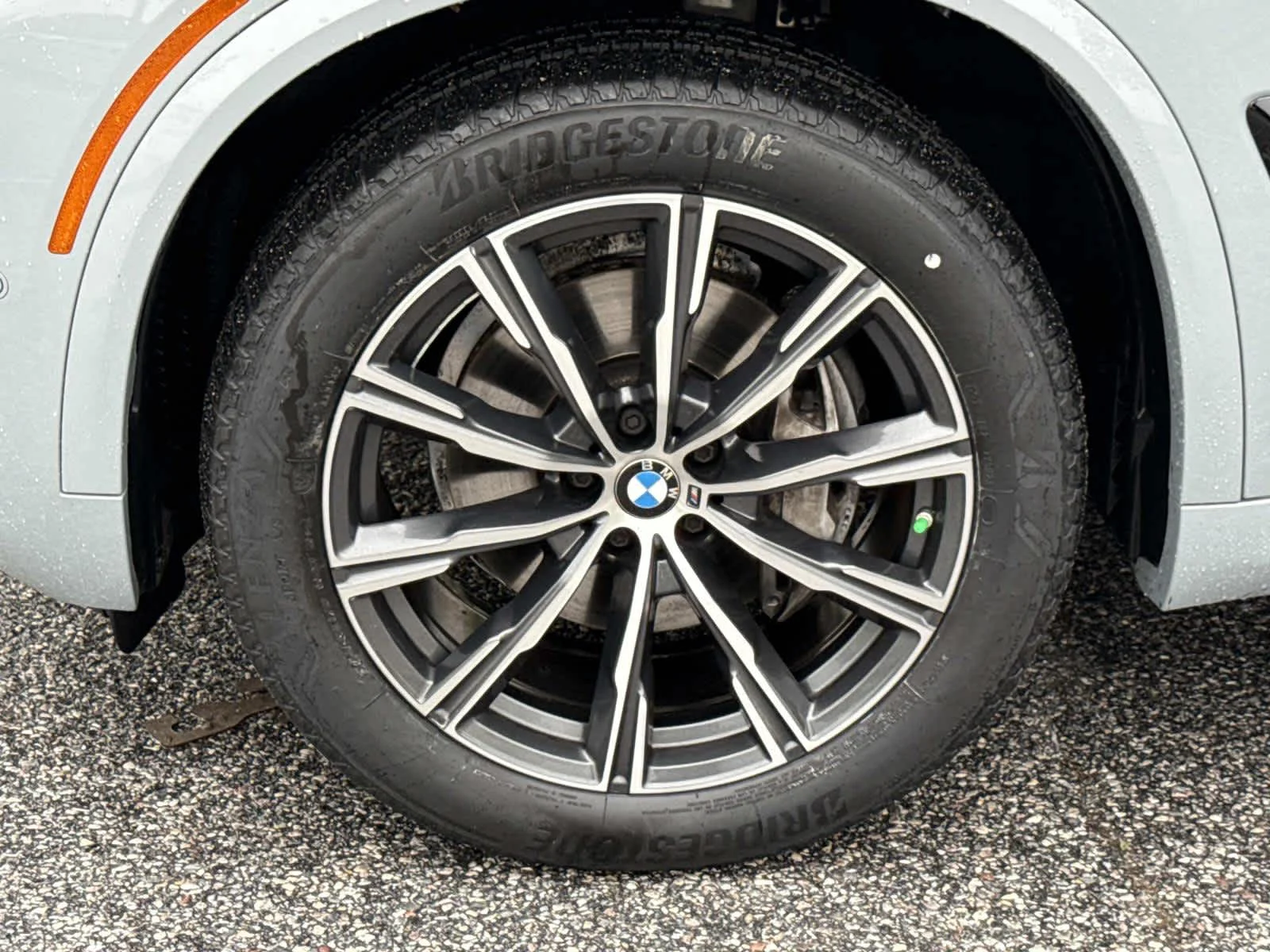Used 2024 Brooklyn Grey Metallic BMW xDrive40i image 23