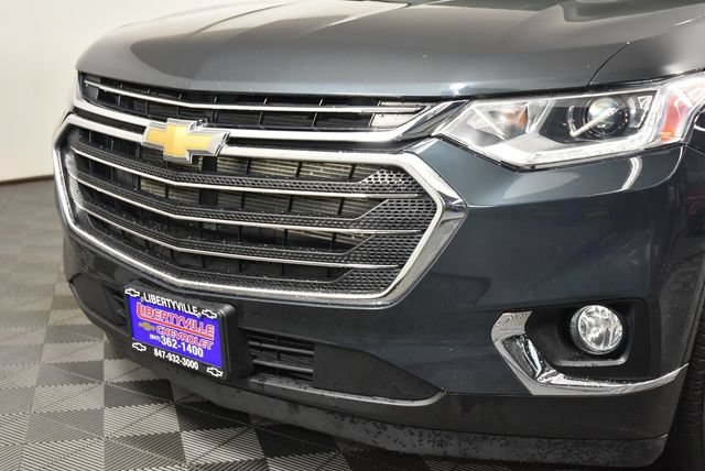 Used 2020 GRAPHITE METALLIC Chevrolet LT Cloth image 4
