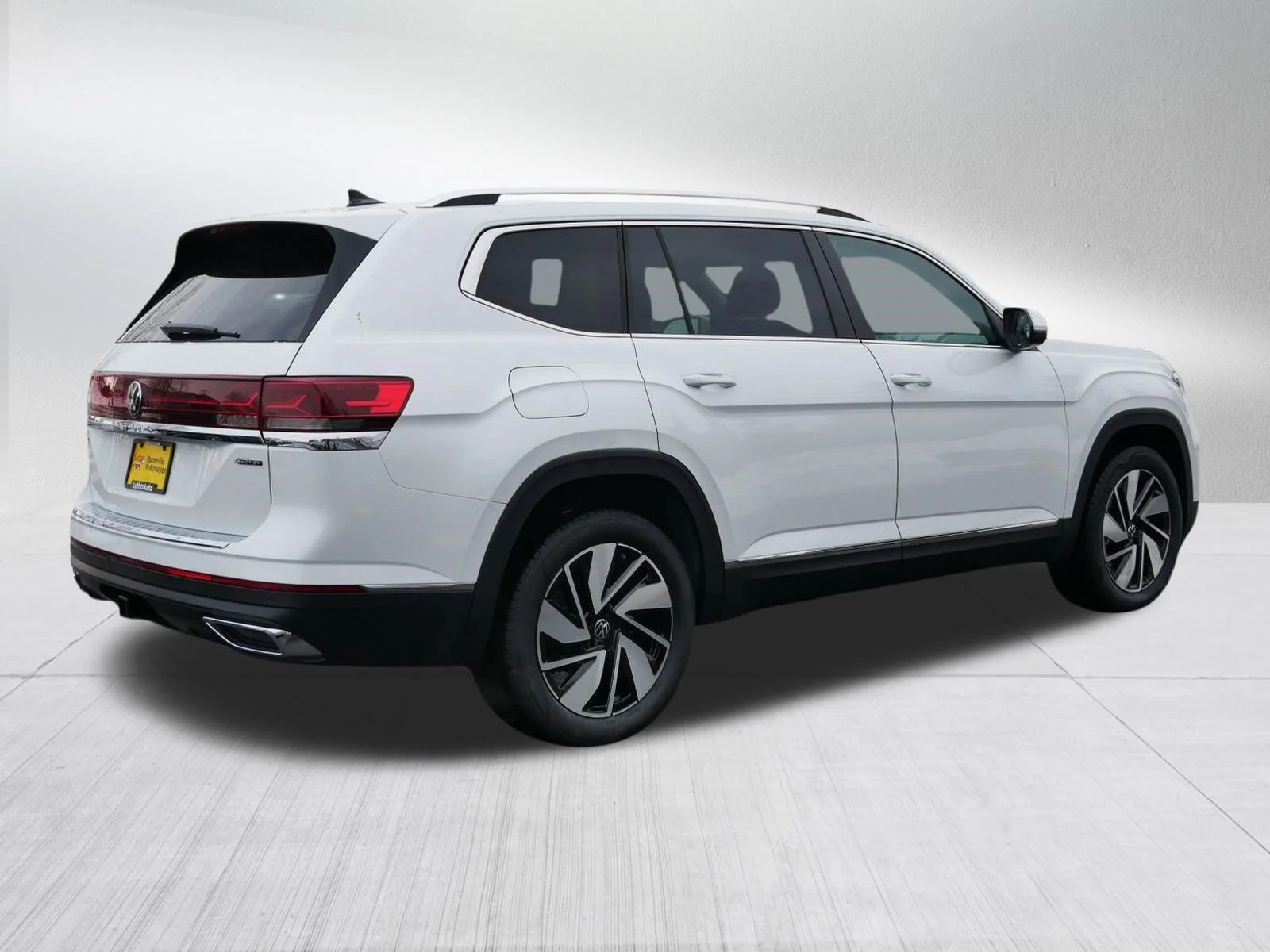 New 2026 Opal White Pearl Volkswagen 2.0T SEL image 4